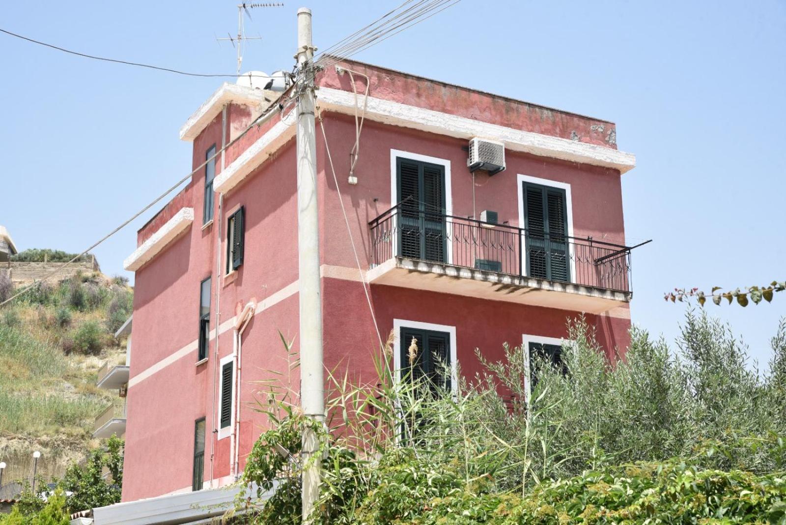 Perla Marina Apartment Porto Empedocle Exterior photo